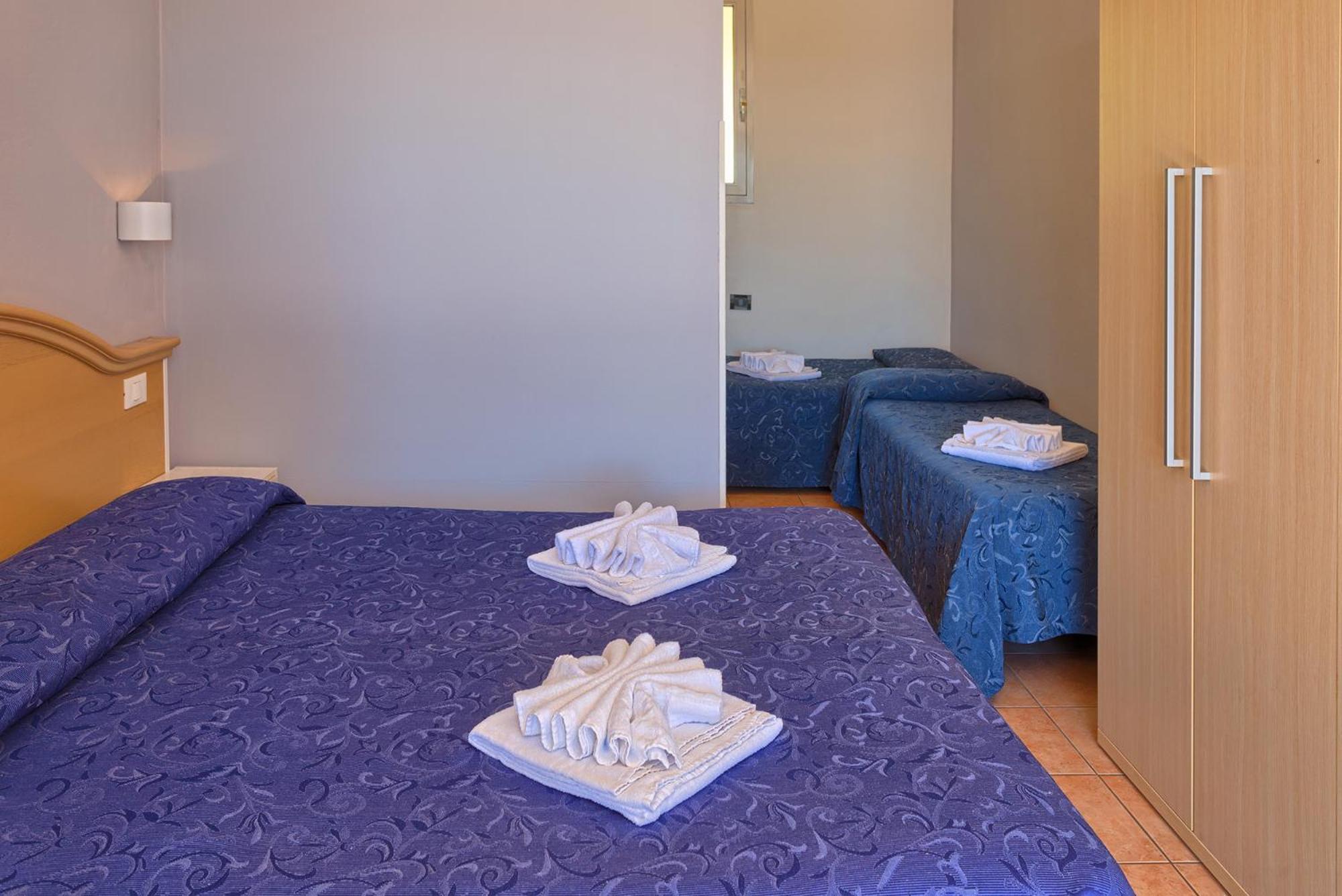 Blue Beach Bussana Nuova Ngoại thất bức ảnh