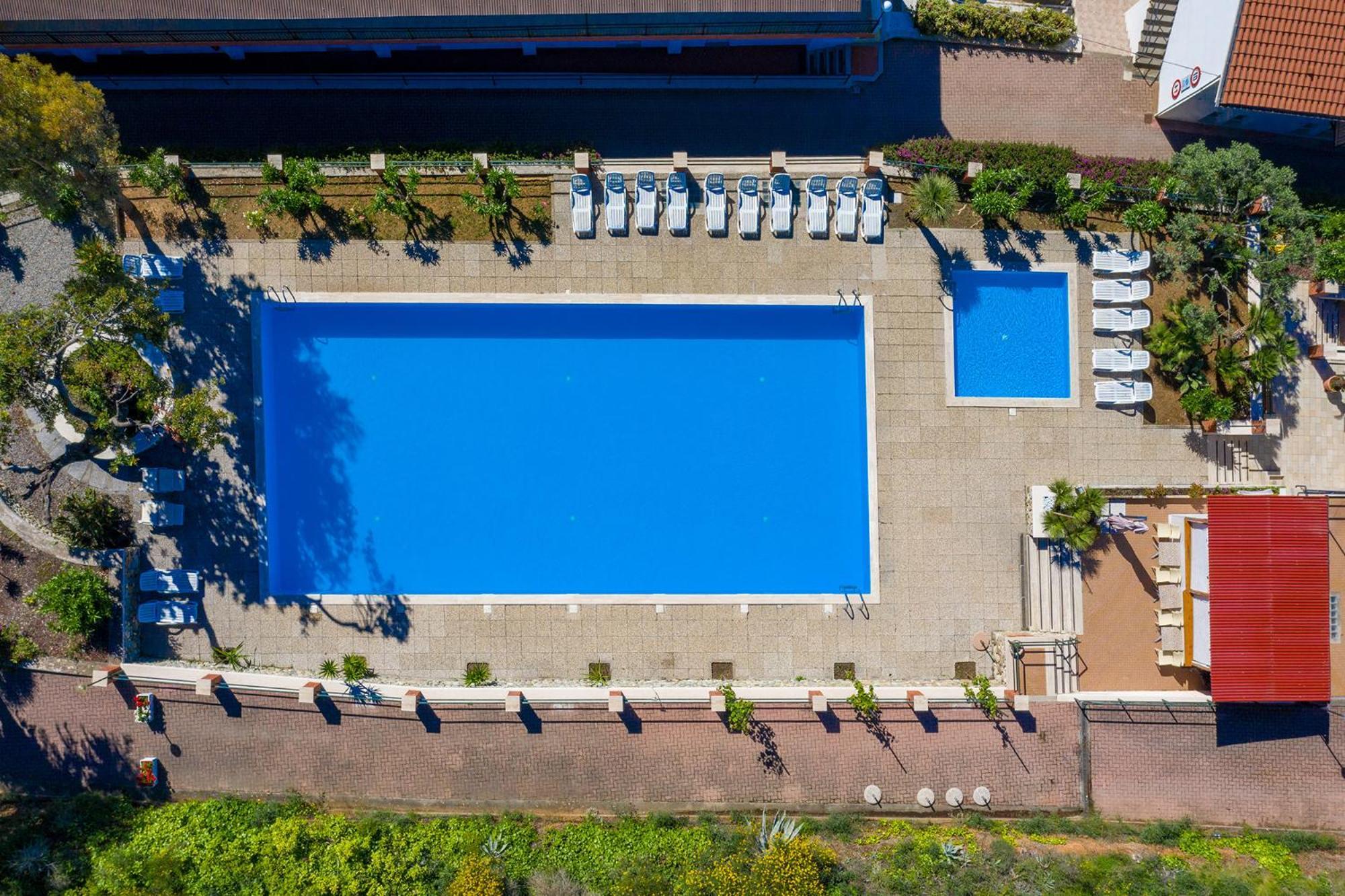 Blue Beach Bussana Nuova Ngoại thất bức ảnh