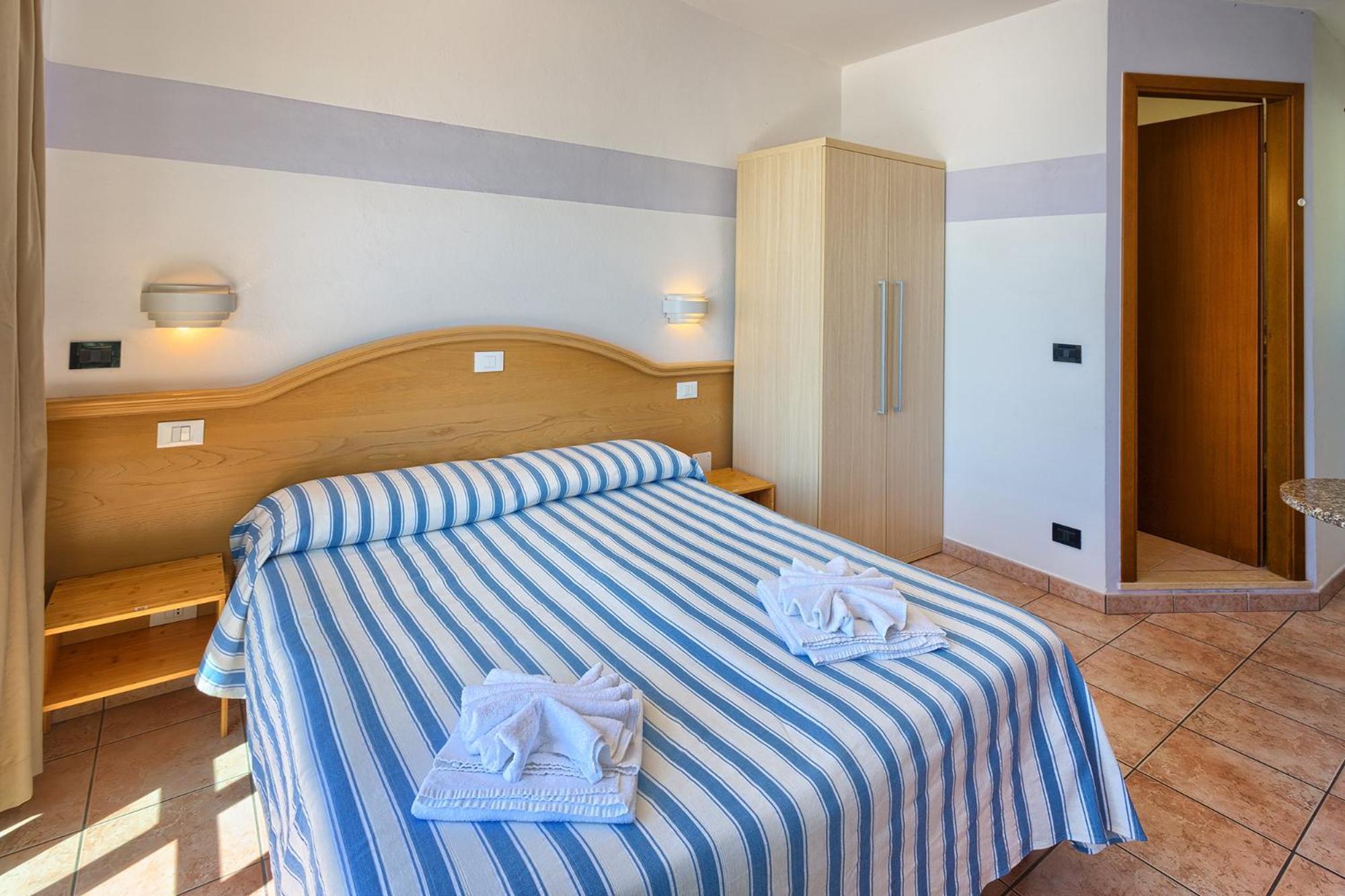 Blue Beach Bussana Nuova Ngoại thất bức ảnh